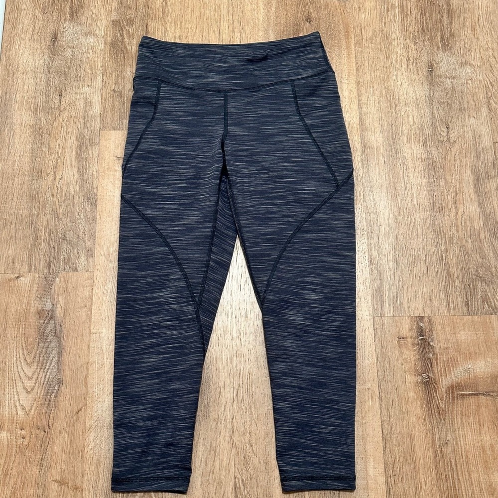 Patagonia | Woman's Heathered Gray Crop Workout Athletic Fitness Leggings, S